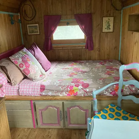 Authentique Roulotte En Camargue Tente de luxe Arles